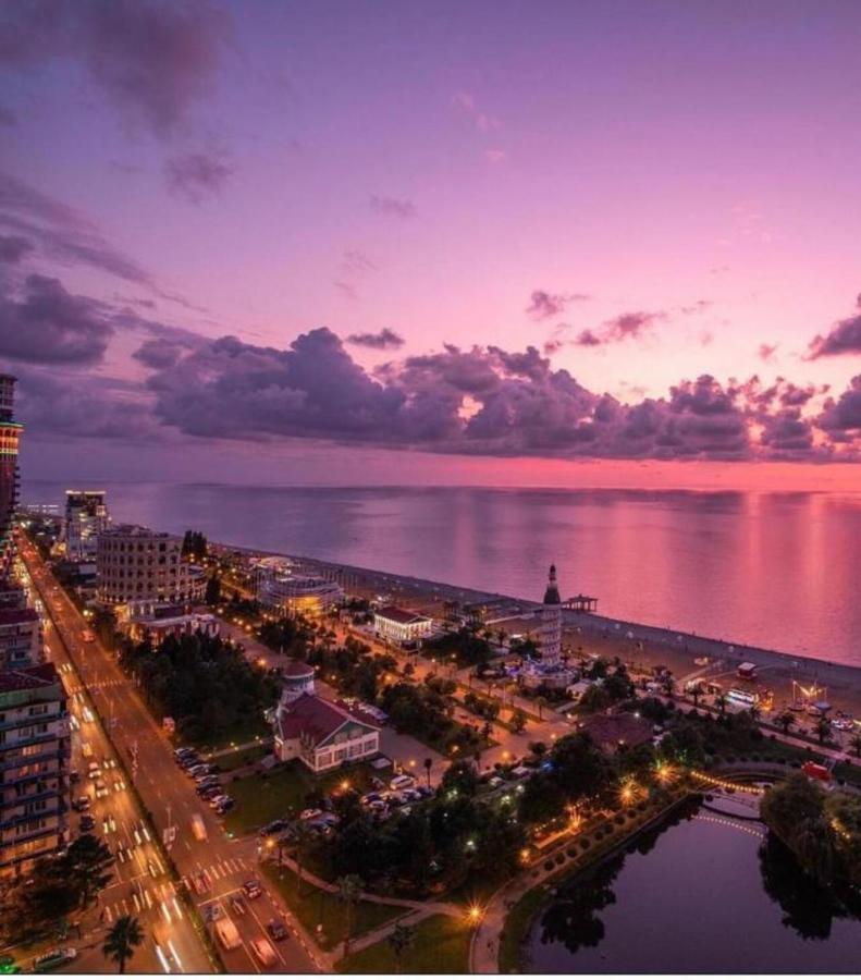 Seaside Resort In New Orbi Twins Batumi Exterior foto